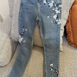 Topshop Blue Floral Embroidered Skinny Jeans